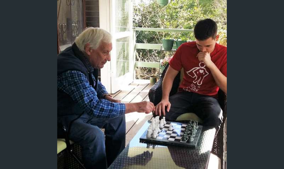 6 Best Games for Seniors